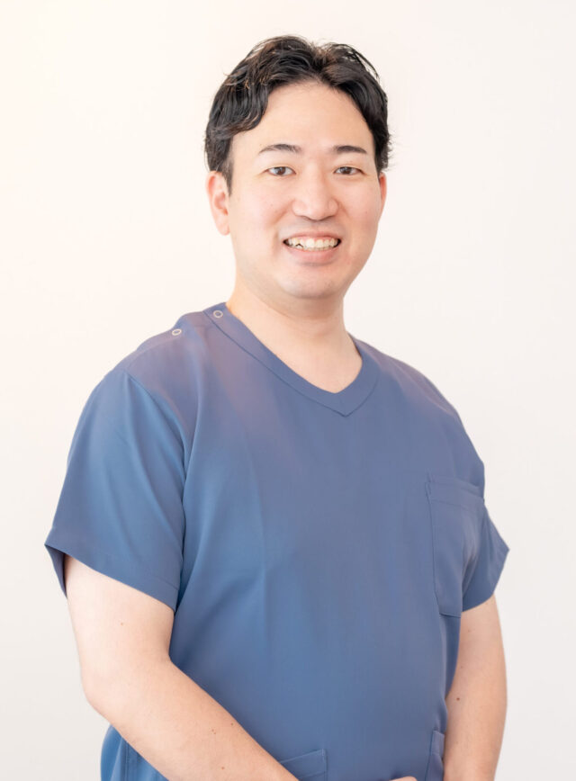 成尾 英和